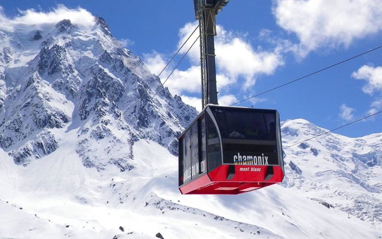 a-guide-to-skiing-in-chamonix-what-to-expect-best-ski-runs-and-more