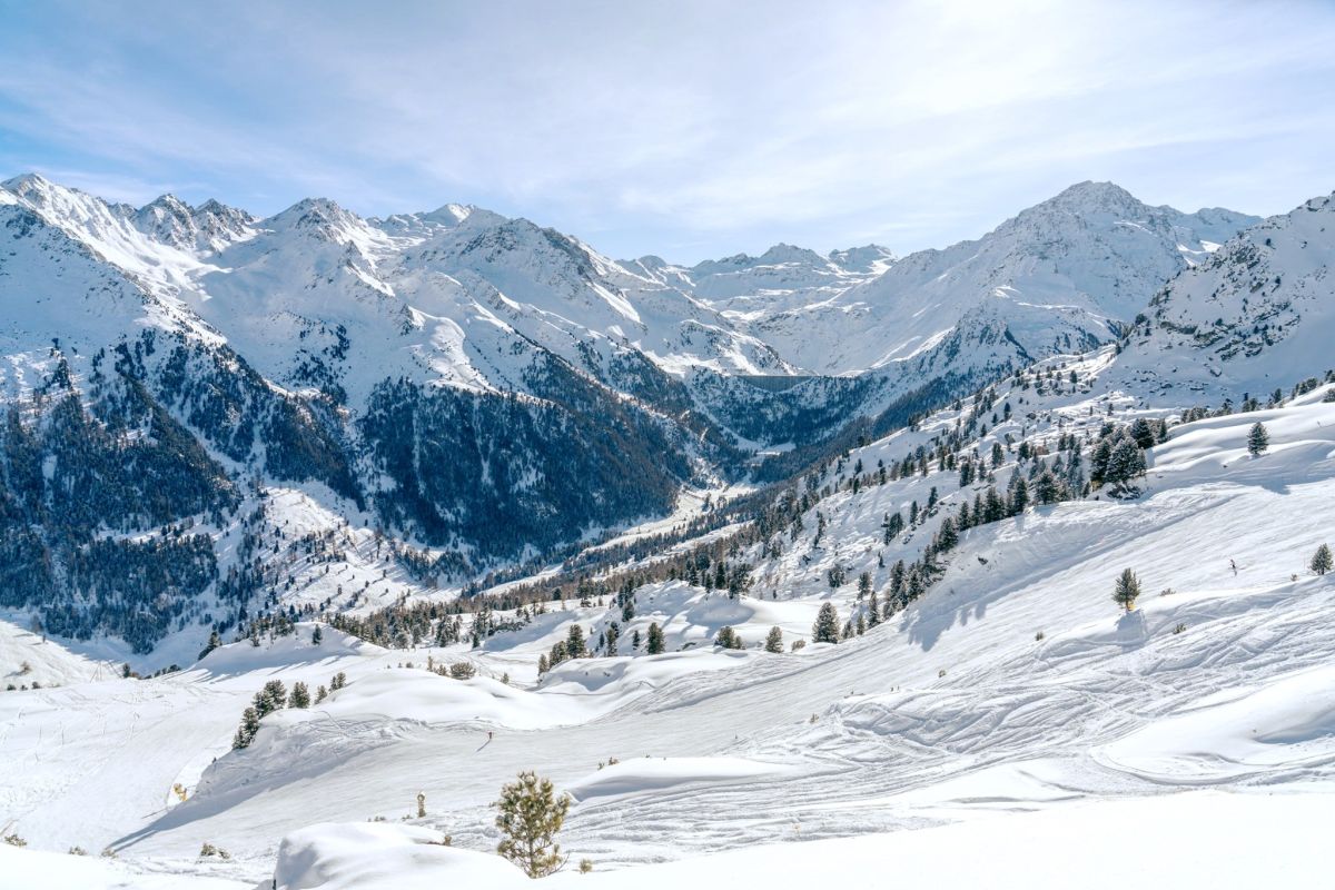 Hidden Gems in the Swiss Alps - Remote Resorts and Chalets Switzerland