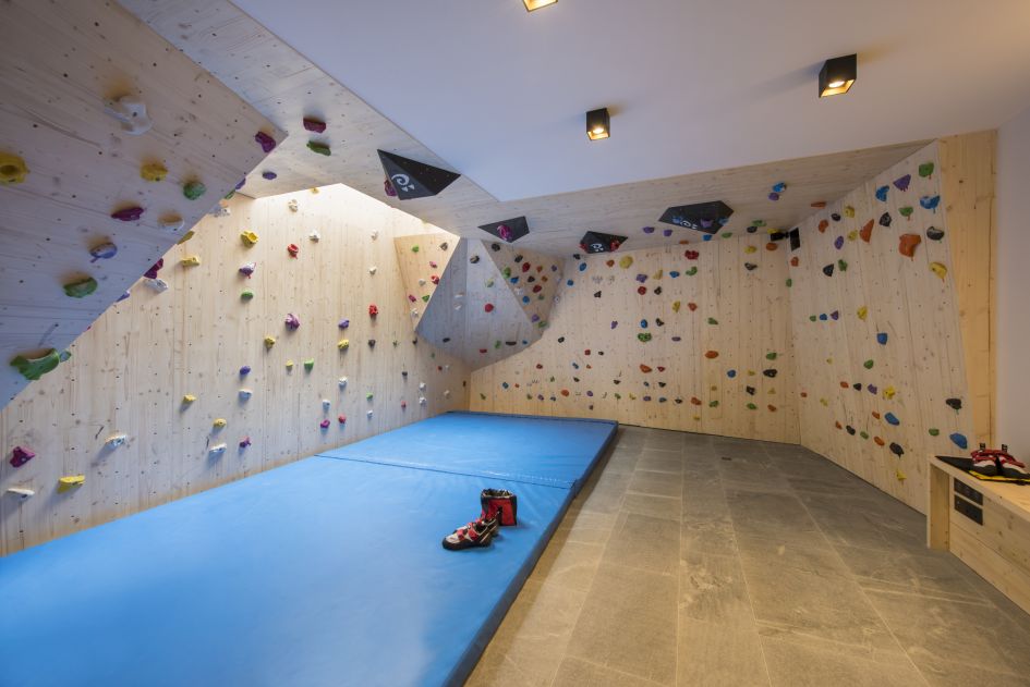 Private climbing wall within one of the best chalets in Méribel; Chalet Alpaca.