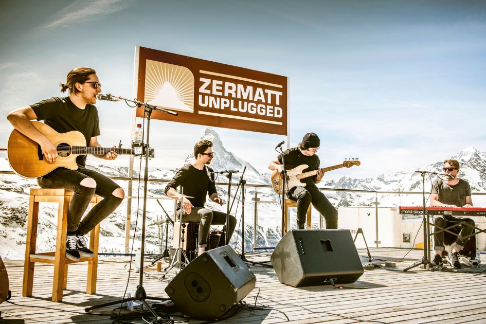 One of the best reasons to visit Zermatt in April, the acoustic music festival Zermatt Unplugged.