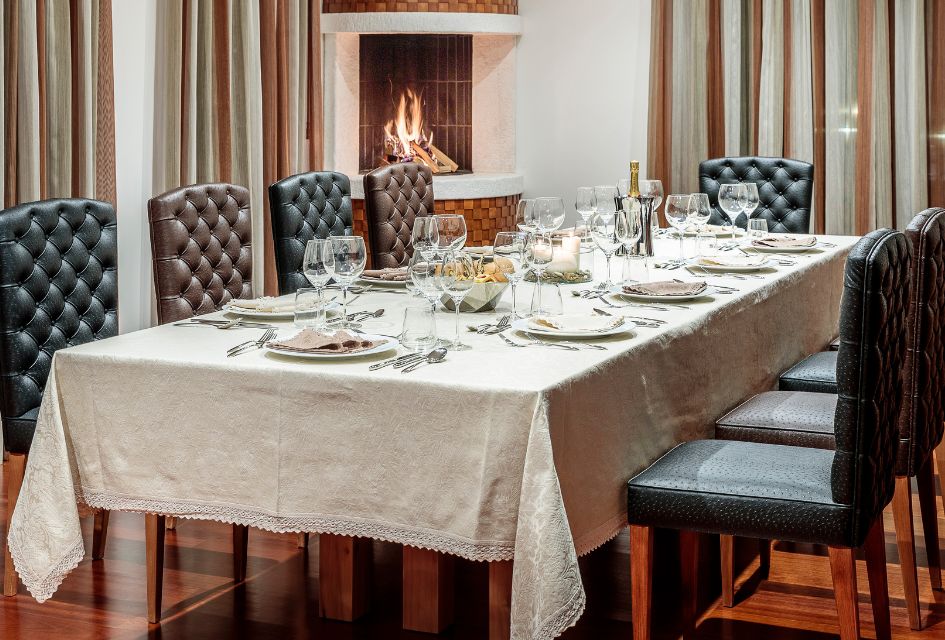 The dining table of one of the top catered chalets in Cortina: Chalet LV | 01 Dolce Vita