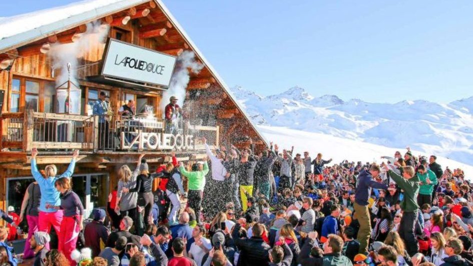 Après ski on the terrace of La Folie Douce in Val Thorens.