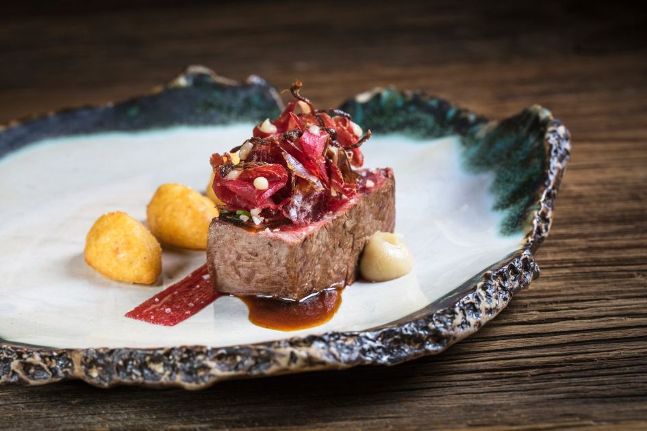 A delicious steak dish served in La Bouitte restaurant, St Marcel.